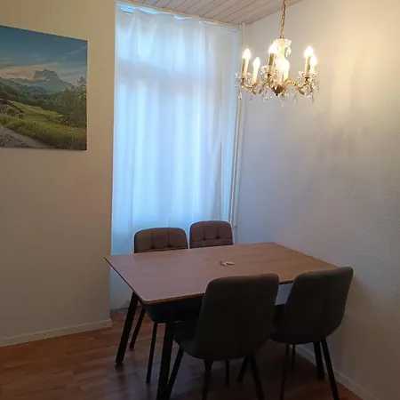 Jolie Ιντερλάκεν