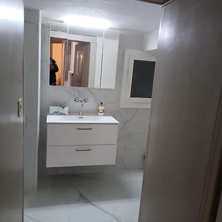 Jolie Ιντερλάκεν